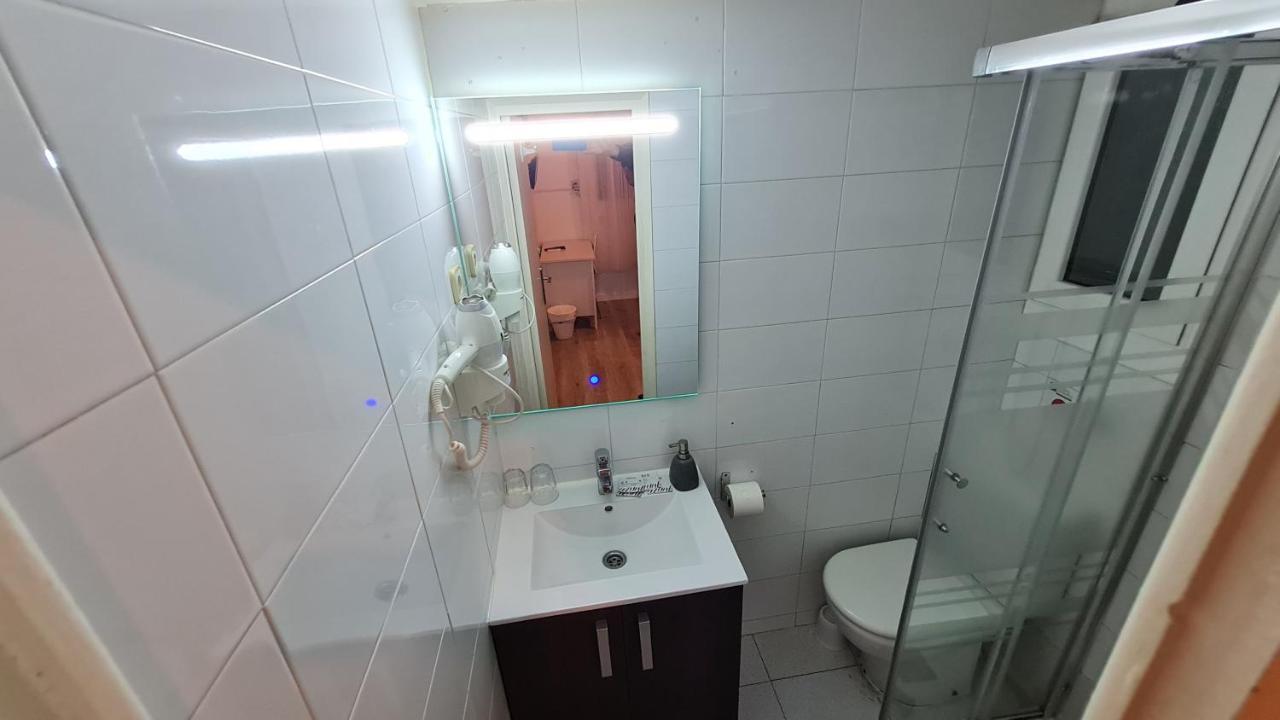Hostal Eixample — Foto’s 2